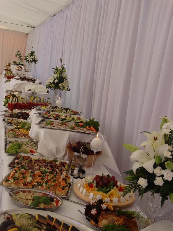 Hotel Wityng Ślesin Extérieur photo